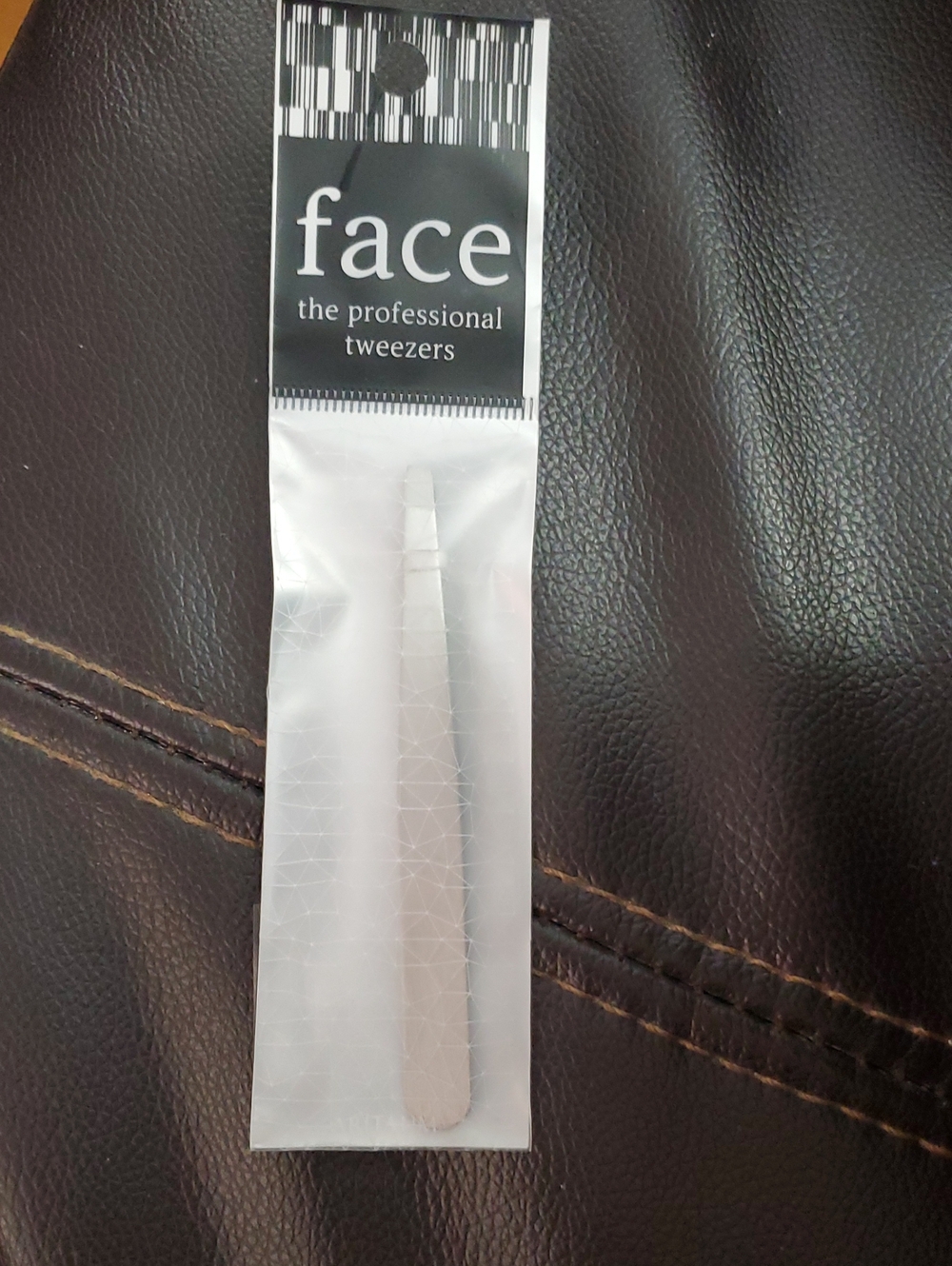 face Professional Tweezers in Silver - Precision Eyebrow Tool